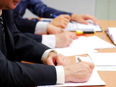 DİM: Dövlət qulluğu imtahanında 73 namizəd iştirak edib