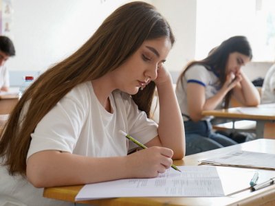 48 mindən çox abituriyent qəbul imtahanı verib - YENİLƏNİB