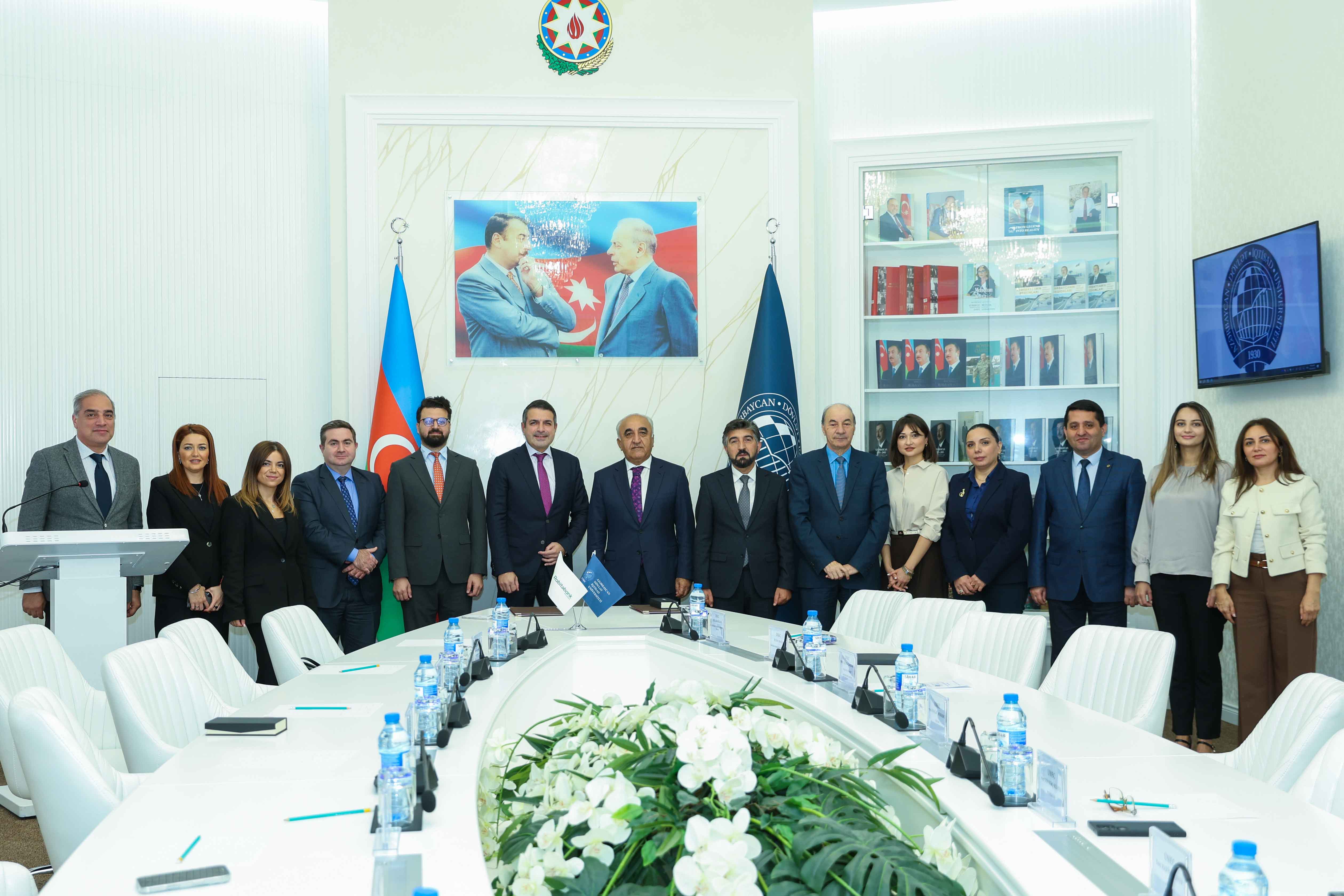 UNEC ilə “Rabitəbank” arasında əməkdaşlıq memorandumu imzalanıb
