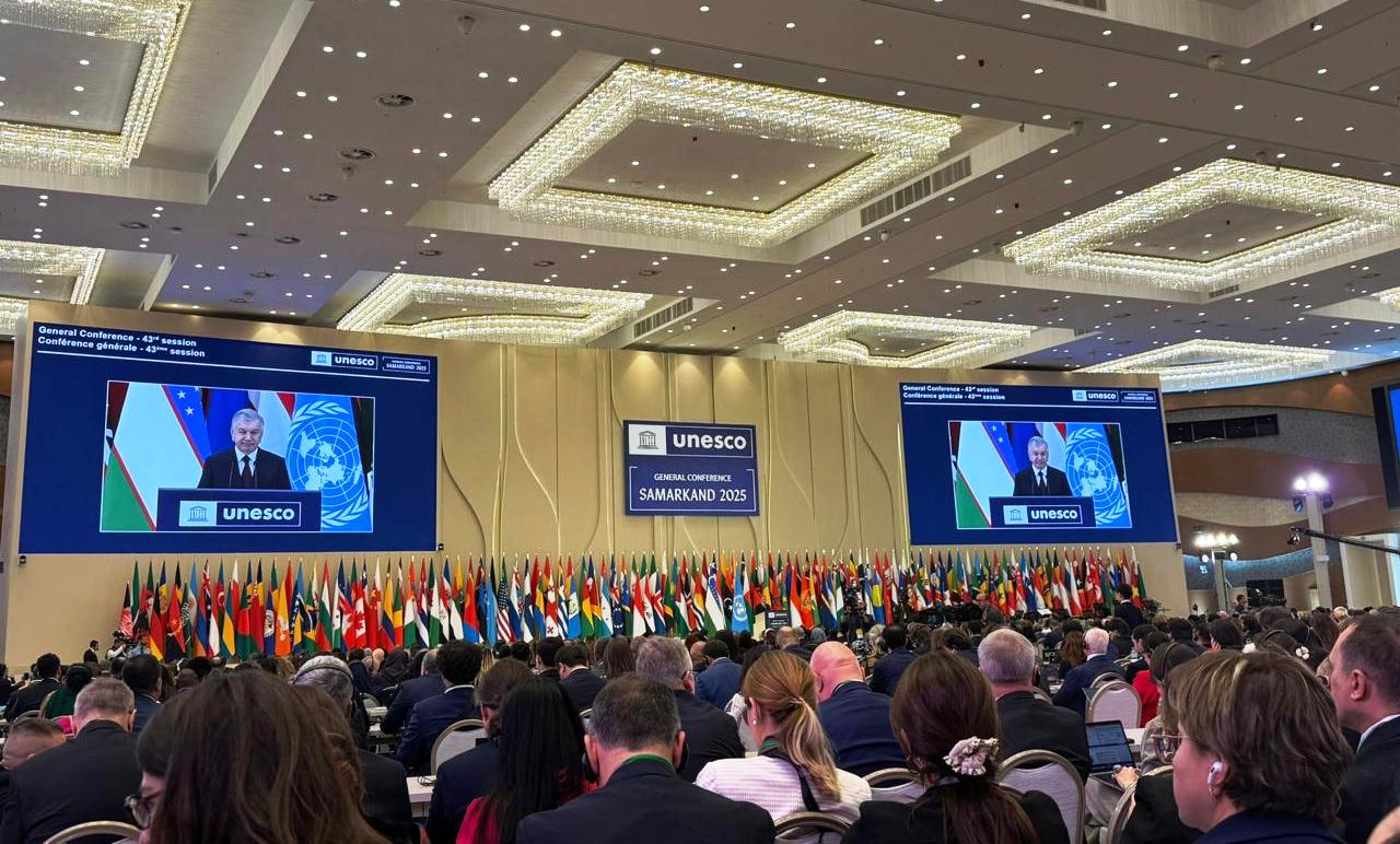 Nazirliyin nümayəndə heyəti UNESCO-nun Baş Konfransının 43-cü sessiyasında iştirak edir