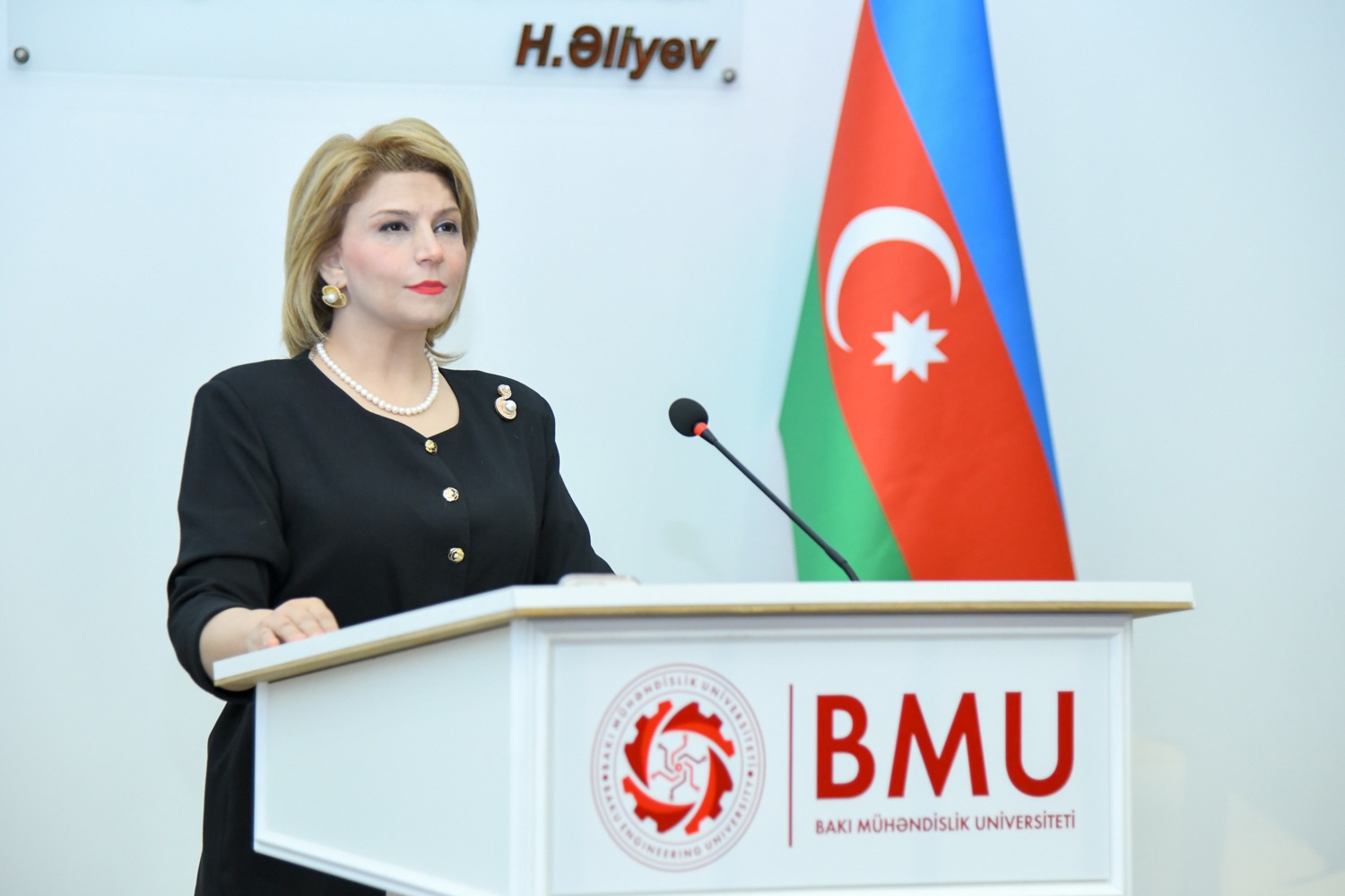 BMU-da çinli doktorantların iştirakı ilə keçirilən seminarın bağlanış mərasimi