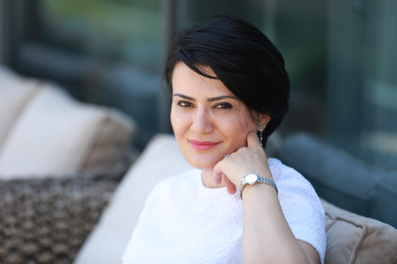 Deputat Sona Əliyeva: \"Şagirdlər üçün xüsusi dərsliklər hazırlanır\" |  AzEdu.az