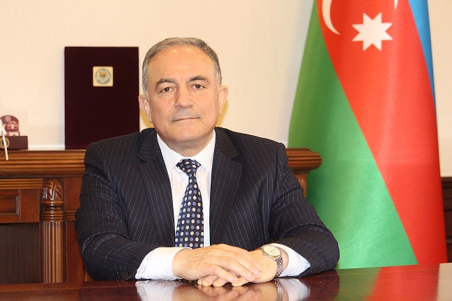 AzTU rektoru Qurban bayramı münasibətilə kollektivi təbrik edib | AzEdu.az