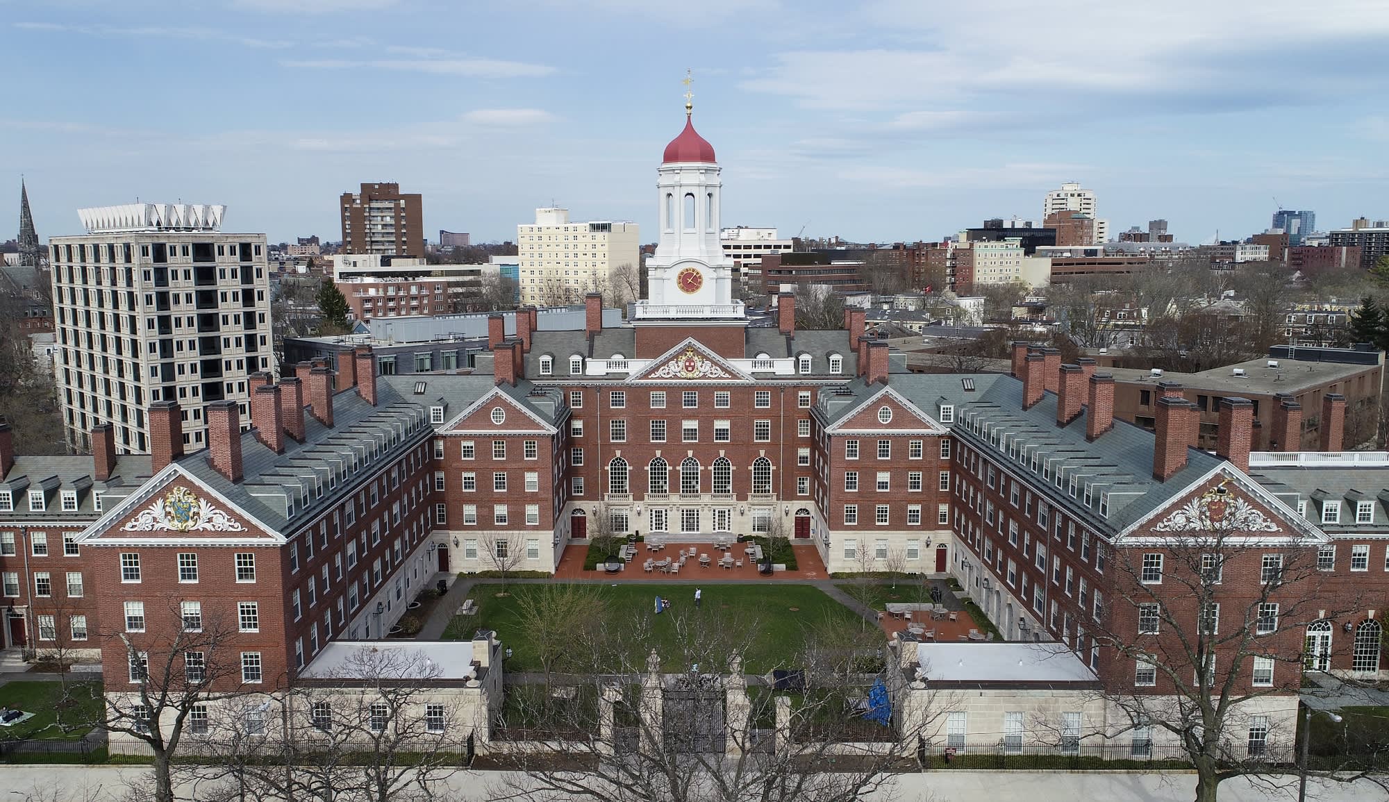 Harvard Universitetində azərbaycanlı tələbələrin təşkilatı yaradılacaq |  AzEdu.az