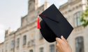 Gənclər xaricə seçir - Yerli universitetlər onların ehtiyaclarını ödəyə bilmir?