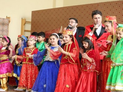 İnternat məktəbində bayram şənliyi - FOTOLAR