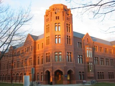 Bu tələbə klubunun üzvləri heç bir sirr aça bilməzlər- Prezidentin də üzv olduğu gizli məkan