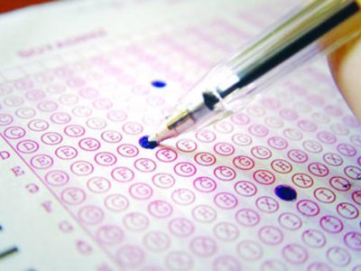 Qəbul imtahanının düzgün cavabları cavab kartında gizlədilir? – Mütəxəssis rəyi