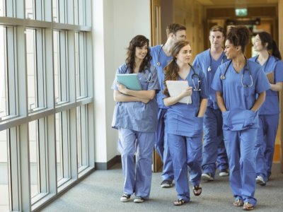 “Tələbələrə öncədən xəbərdarlıq edilsə, yaxşı olardı” –Deputat “rezindetura üsyanı” haqda danışdı