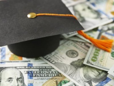 “Ürək ağrısı ilə qeyd edim ki, universitetlərdə təhsil haqqı sistemini yaradanlardan biri elə mənəm”- Sosioloq alimdən etiraflar