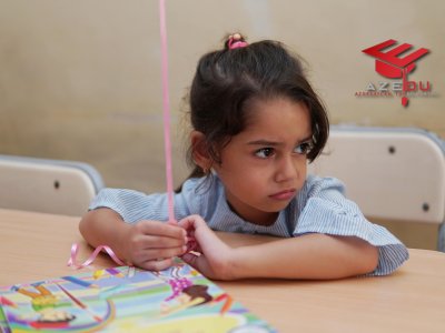 Şar və oyuncaqdan ayrılmayan, müəllimlərə minnətlə şeir oxuyan beşyaşlılar -VİDEOREPORTAJ