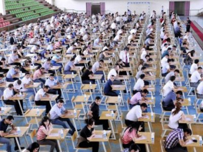 Məmur olmaq istəyənlər növbəti sınağa çəkilir    