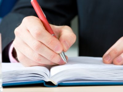 80 mindən çox abituriyent ərizəsini təsdiqlədi