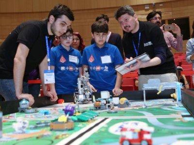 Marsda çəltik becərib, kosmonavtları xoşbəxt etmək istəyən şagirdlərimiz -VİDEO