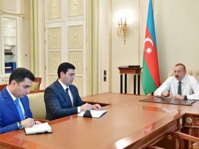 Prezident: “Televiziyadan baxıram ki, məktəbin yarısı uçub, uşaqlar da qorxusundan orda otura bilmirlər” - VİDEO  