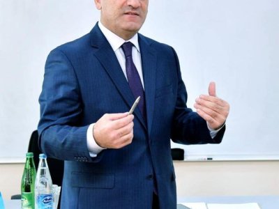 Bəşarət Məmmədov: “Mətbuat xidməti işini səmimiyyət üzərində qurmalıdır”