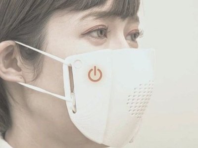 Yaponlar tərcüməçi-maska hazırladılar