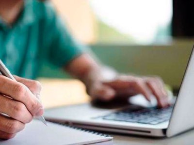 Peşə təhsili üzrə pedaqoji heyətin İKT bilik və bacarıqları təkmilləşdirilir