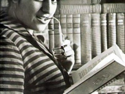 Şərq-Qərb ədəbi əlaqə və təsirini sistemli şəkildə araşdıran ilk azərbaycanlı alim