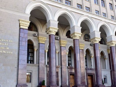 İnstitut direktoru və müavini nöqsanlara görə işdən azad edilib