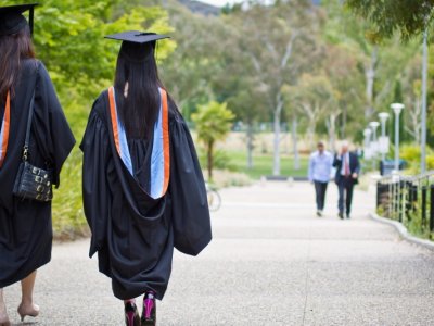 Magistratura oxuyana vətəndaşlıq verən təhsil ölkəsi – Fantastik güzəştlər  