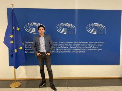 Nəhəng Avropa universitetinin tələbəsi Orxan: “Təhsilimiz yaxşı durumda deyil, çox geridəyik”-MÜSAHİBƏ