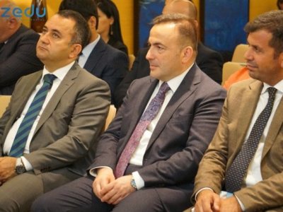 Məktəb psixoloqları üçün stolüstü kitab -bp və Azedu-dan ortaq layihə-FOTOLAR