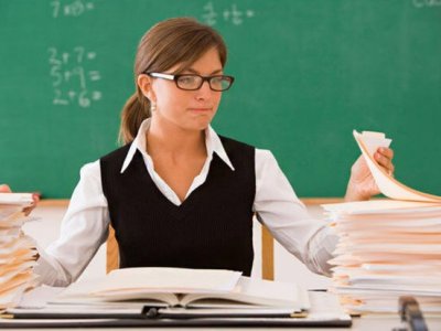 Yüzlərlə müəllim işsiz olduğu halda, üç min vakant yer niyə tutulmayıb? - RƏY + FOTO