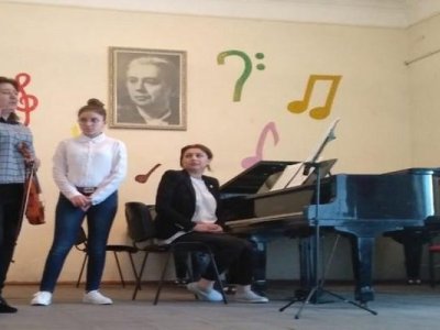 “Məktəblərdəki Musiqi fənnini valideynlər gözdən salır”-MÜƏLLİMDƏN ETİRAZ            