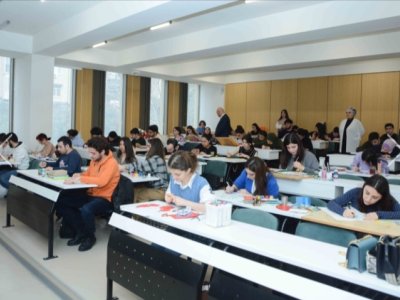 UNEC-də qış imtahan sessiyasına müşahidə aparılıb 