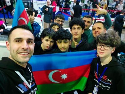 Komandamız STEAM üzrə yarışmada birinci yeri tutub
