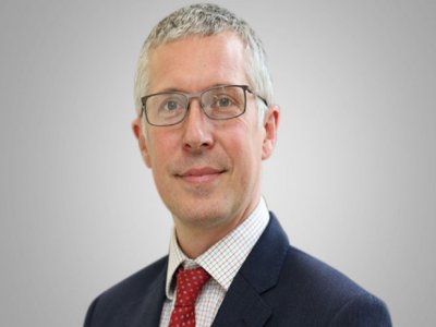 Britaniya səfiri Zəngilanda şagirdlərlə görüşdü