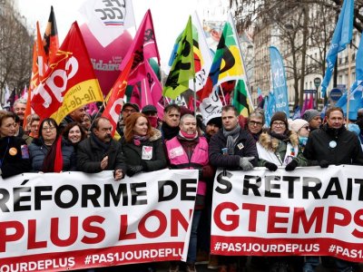 Fransada məktəblərin işi dayandırılıb