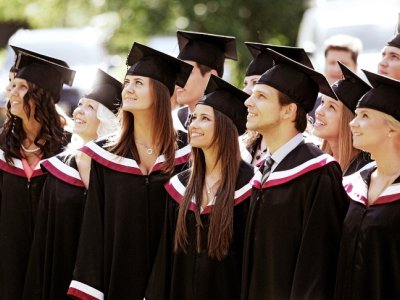 Xaricə pulsuz təhsil almağa göndərilən azərbaycanlı tələbələrin sayı AÇIQLANDI