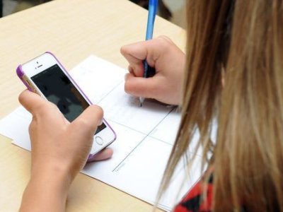 İmtahandan 5 nəfər xaric olunub