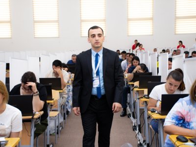 Direktor və müavin olmaq istəyən 420 nəfər İMTAHAN VERDİ