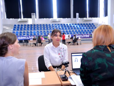 MİQ - in müsahibə mərhələsi izlənilib - FOTOLAR