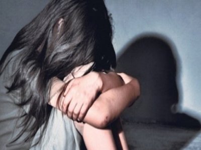 DƏHŞƏT : 16 yaşlı qızı yeddi nəfər zorladı