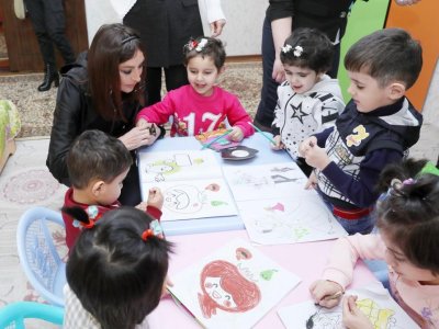 Mehriban xanımın təhsil və mədəniyyət sahəsində böyük xidmətləri var  