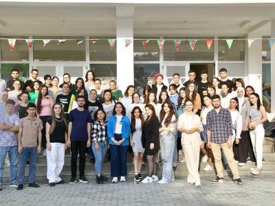 Tələbələrin elm düşərgəsi uğurla yekunlaşıb