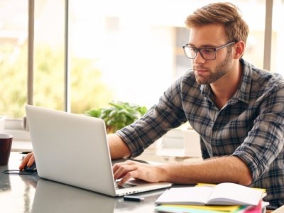 Xaricdə doktorantura təhsilinə qeydiyyat davam edir 