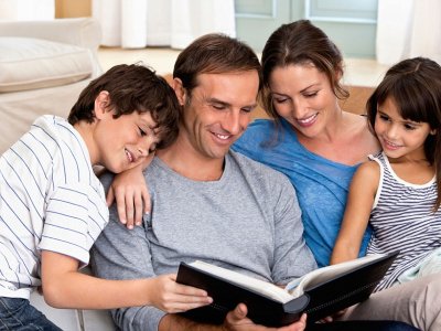 Təhsil mühüm və zəruridir, ama hər şey demək deyil !