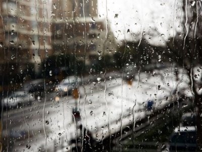 Qeyri-sabit havanın nə vaxta kimi davam edəcəyi açıqlanıb  