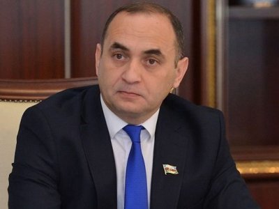 Bir çoxları tələbələr üçün olan kreditlərdən XƏBƏRSİZDİR