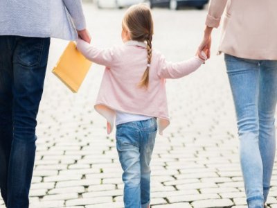 Son beş ildə 600-dən çox uşaq övladlığa verilib