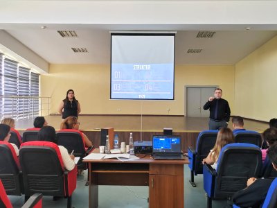 Direktor müavinləri üçün təlimlər keçirilir