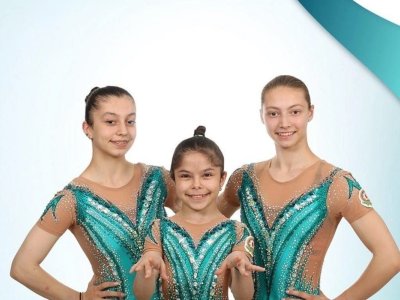 Gənc akrobatlar Portuqaliyada birinci oldular