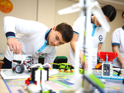 Məktəblilərin “Rəqəmsal bacarıqlar” və STEAM layihələrinə marağı artır