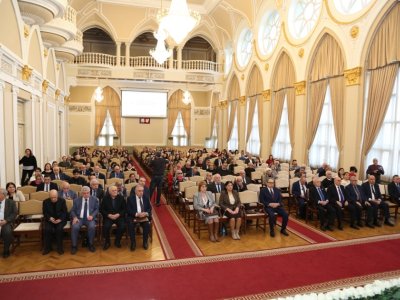 AMEA Rəyasət Heyətinin növbəti iclası keçirilib