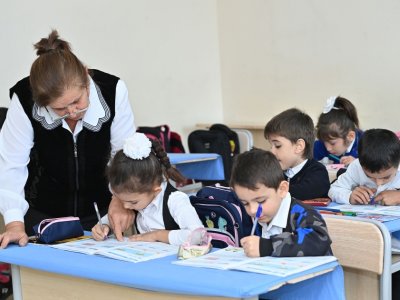 "Müəllimləri hörmətdən salan şagirdlər deyil, valideynlərdir"